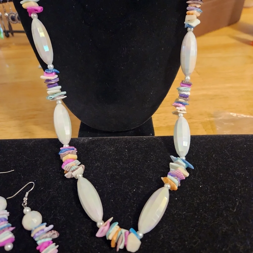 Fashion Jewelry this vibrant